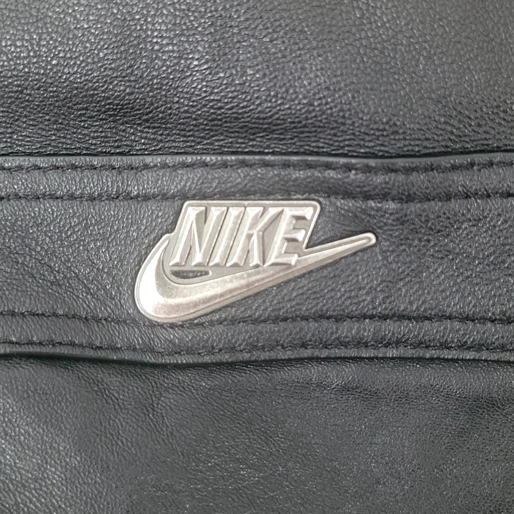 Rare Nike Black Leather Ladies Duffle Bag - Picture 2 of 16